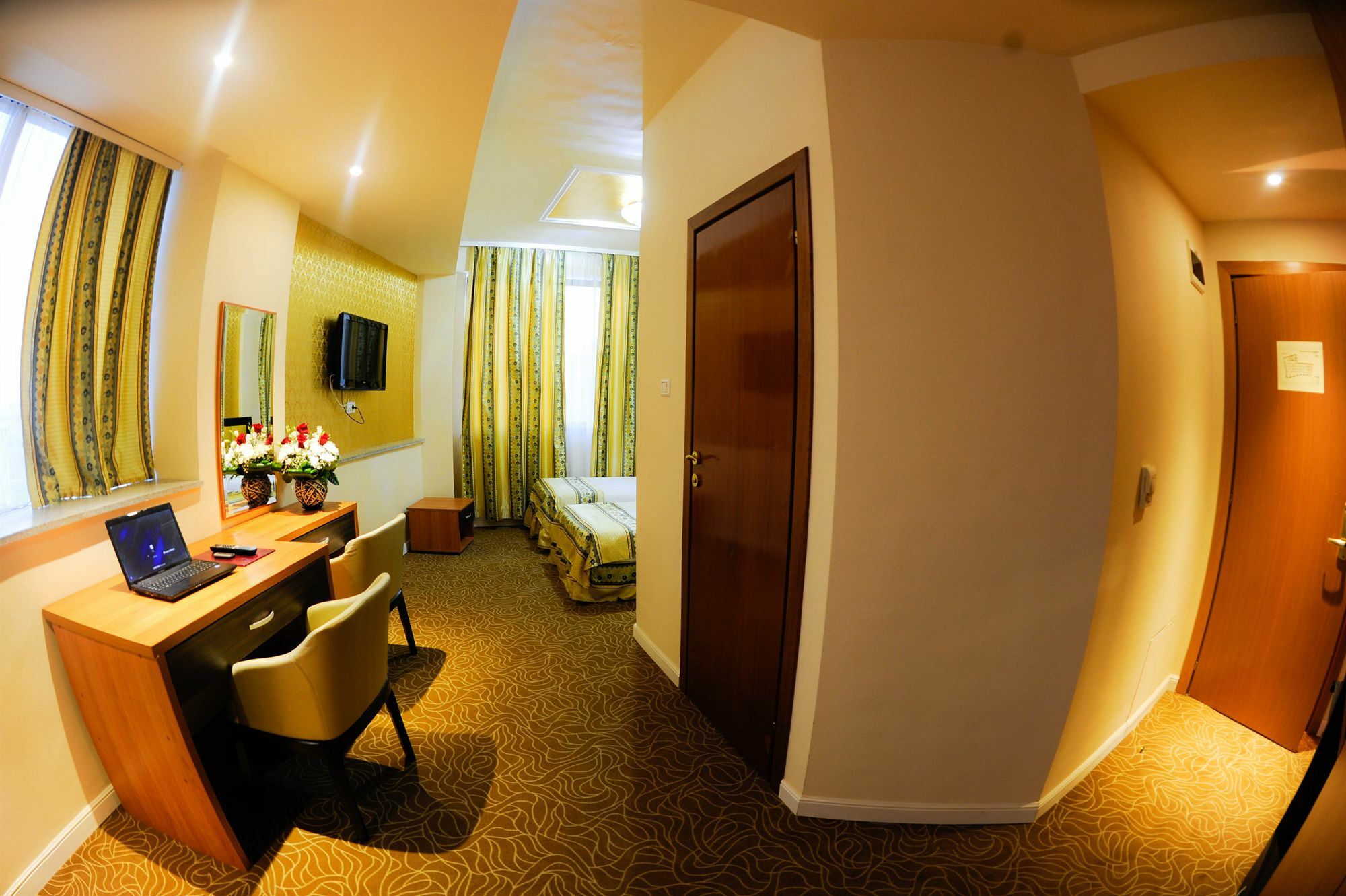 Kosher Hotel Lev Or Bükreş Dış mekan fotoğraf