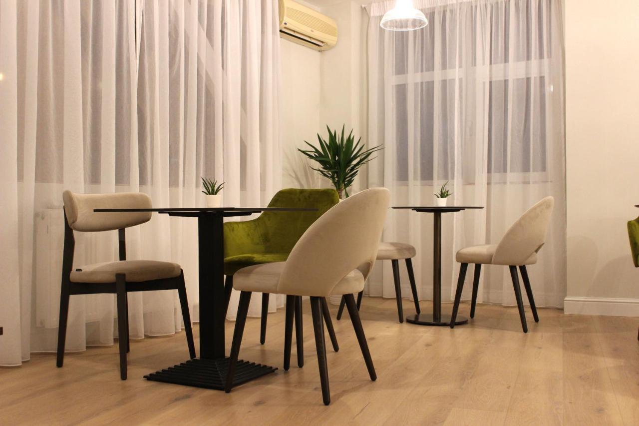 Kosher Hotel Lev Or Bükreş Dış mekan fotoğraf