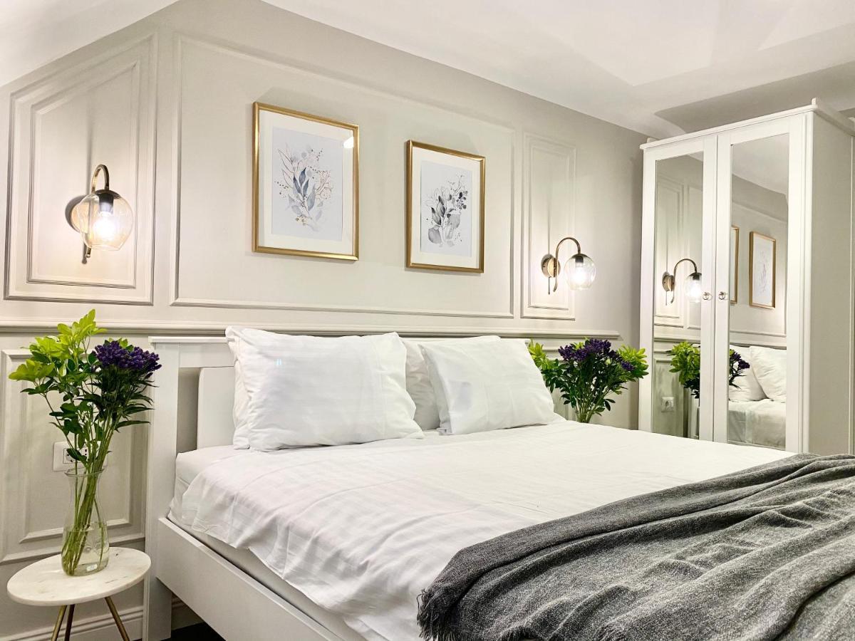 Kosher Hotel Lev Or Bükreş Dış mekan fotoğraf